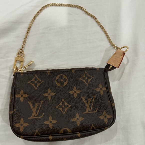 MINI POCHETTE ACCESSOIRES - Picture 2 of 10